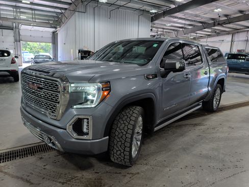 Used 2019 GMC Sierra 1500 Denali w/ Denali Ultimate Package AWD/4WD image 6