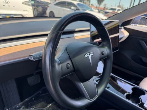Used 2018 Tesla Model 3 Long Range AWD/4WD image 21