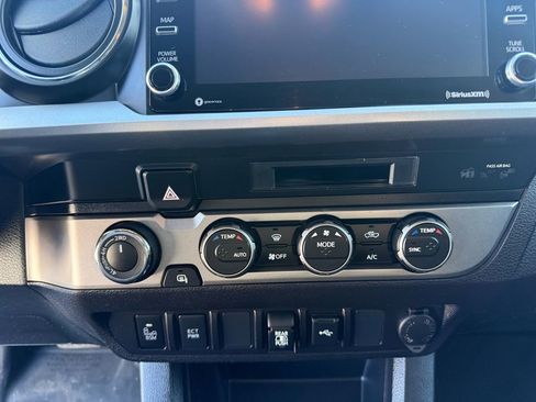 Used 2021 Toyota Tacoma SR5 w/ Trail Edition image 22