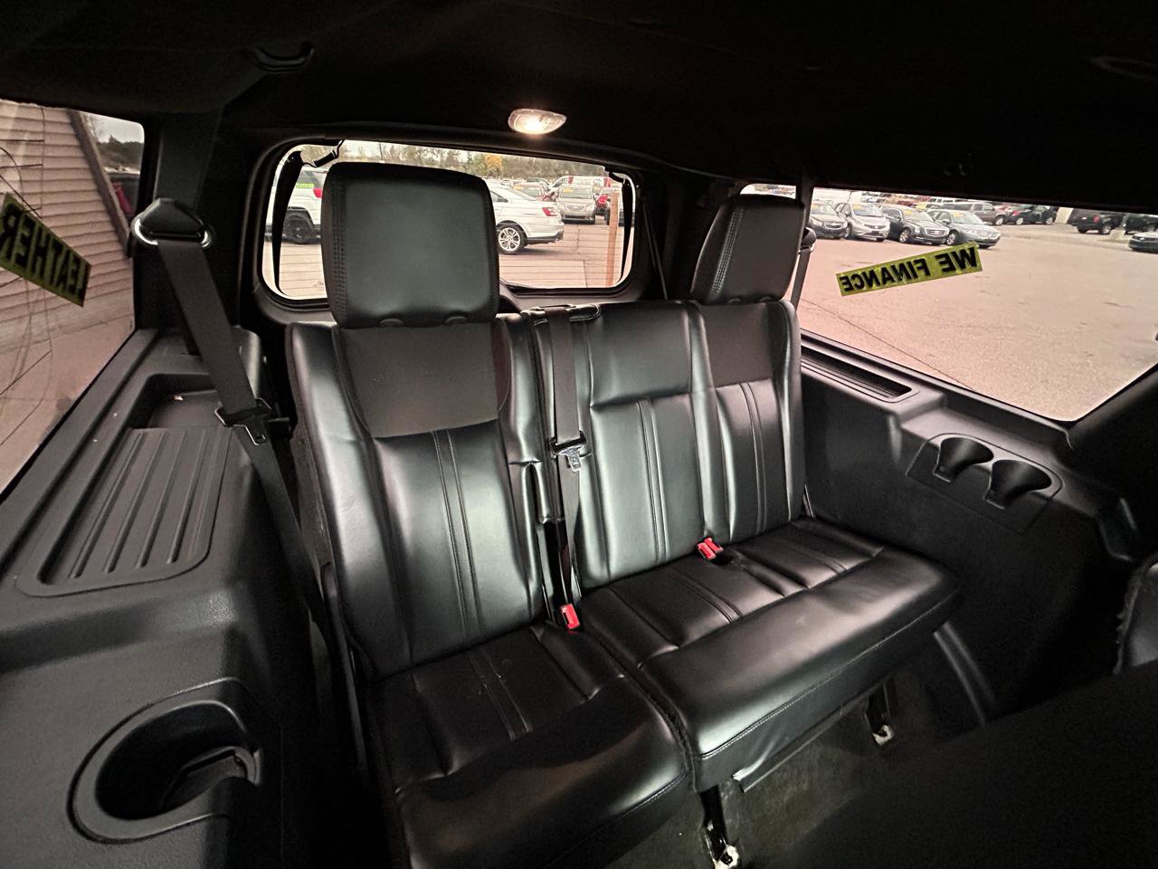 Used 2016 Lincoln Navigator L Select RWD image 13