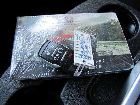 Used 2024 RAM 2500 Laramie image 44