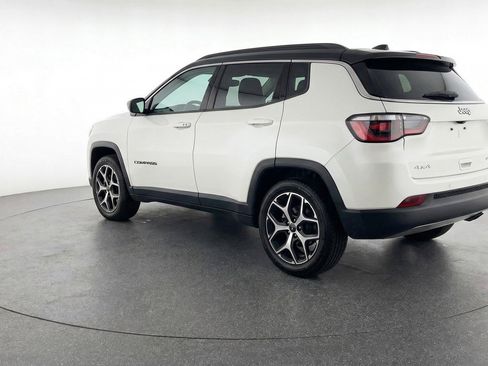 Used 2025 Jeep Compass Limited AWD/4WD image 6