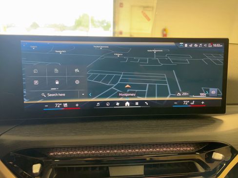 Used 2026 BMW 330i Sedan w/ Convenience Package image 25