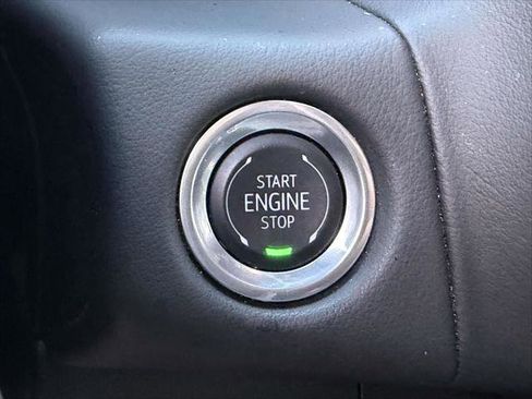 Used 2024 GMC Yukon XL AT4 w/ Technology Package image 23