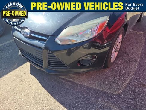 Used 2014 Ford Focus SE FWD image 1
