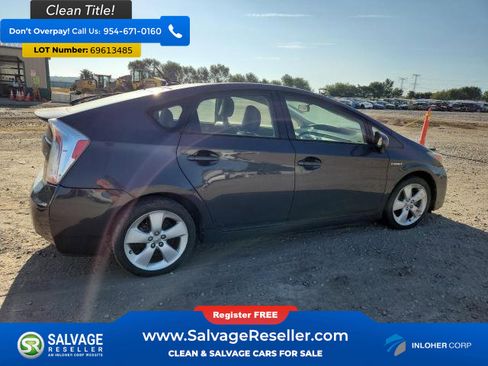 Used 2012 Toyota Prius Five image 4
