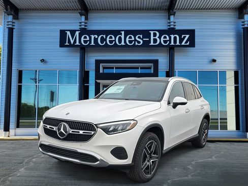 New 2026 Mercedes-Benz GLC 300 4MATIC image 3