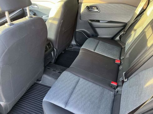 Certified 2023 Nissan Rogue SV image 14