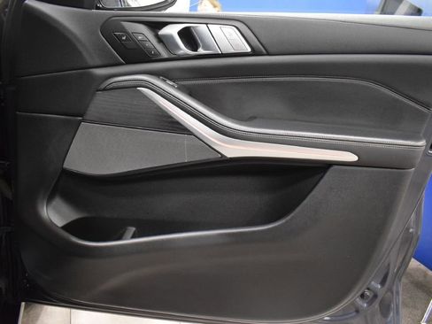 Used 2020 BMW X7 xDrive40i w/ Premium Package image 24