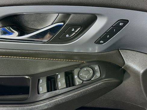 Used 2019 Chevrolet Traverse Premier w/ LPO, Blackout Package FWD image 24