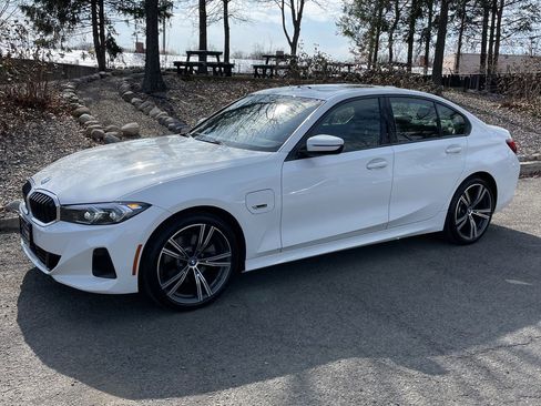 Used 2023 BMW 330e xDrive w/ Premium Package image 1