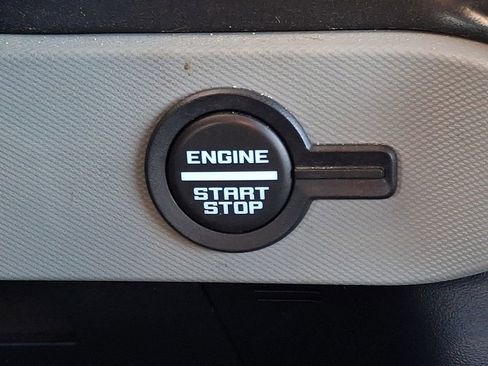 Used 2022 Ford Bronco Badlands image 23