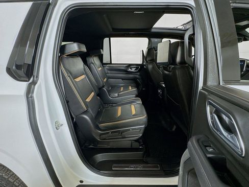 Used 2021 GMC Yukon XL AT4 w/ Rear Media and Nav Package AWD/4WD image 29
