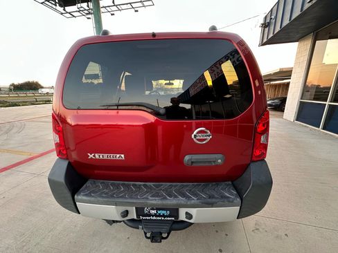 Used 2015 Nissan Xterra S w/ Value Package image 4