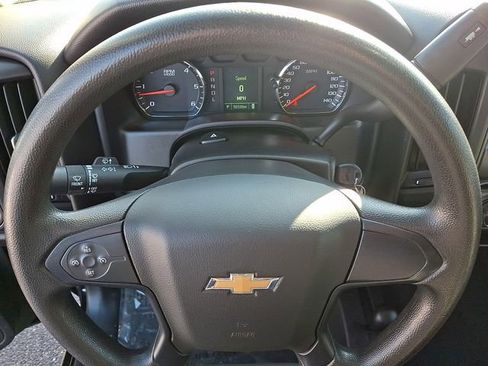 Used 2019 Chevrolet Silverado 1500 Custom w/ Custom Convenience Package image 21