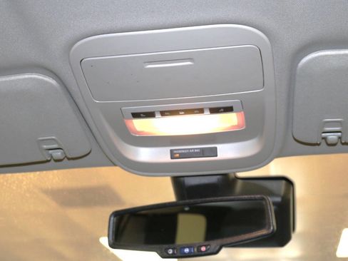 Used 2022 Chevrolet Colorado LT w/ Fleet Safety Package image 73