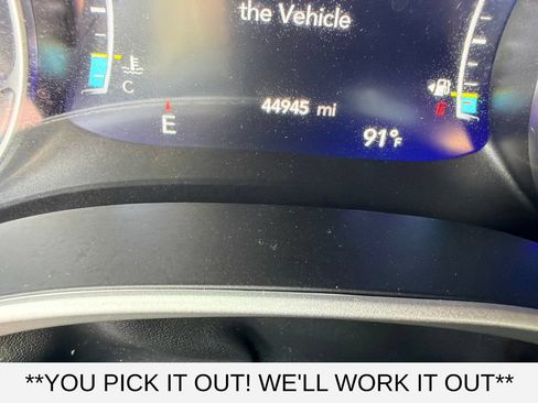 Used 2025 Chrysler Pacifica Select FWD image 13