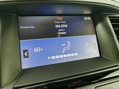 Certified 2020 Nissan Pathfinder SV image 13