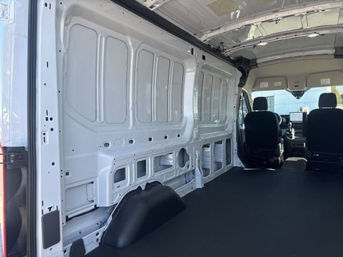 New 2026 Ford Transit 250 148 Medium Roof image 13