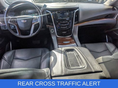 Used 2020 Cadillac Escalade Luxury w/ Escalade Sport Edition AWD/4WD image 13