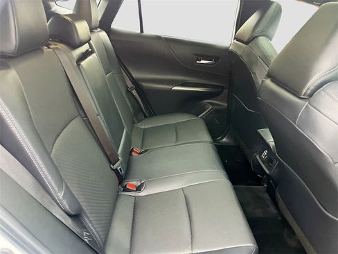 Used 2024 Toyota Venza Limited image 27