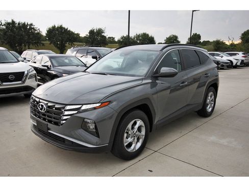 Certified 2024 Hyundai Tucson SEL FWD image 3