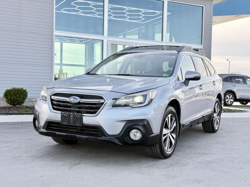 Used 2019 Subaru Outback 2.5i Limited w/ Popular Package #2 image 2