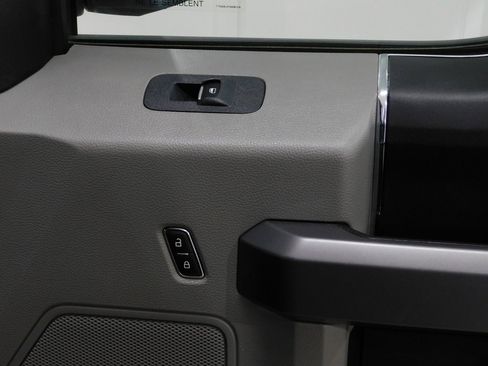 Used 2018 Ford F150 XLT w/ Heavy-Duty Payload Package image 79