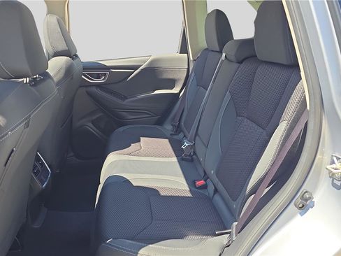 Used 2023 Subaru Forester Premium AWD/4WD image 18