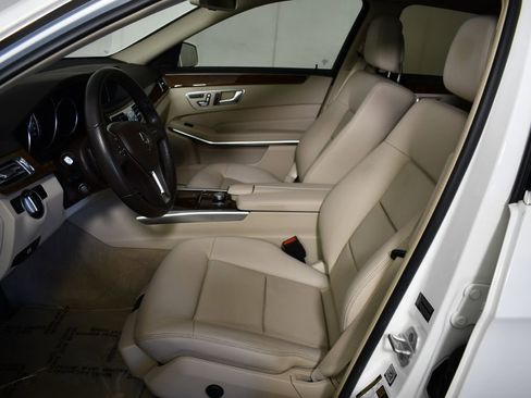 Used 2015 Mercedes-Benz E 250 E250 BLUETEC image 19
