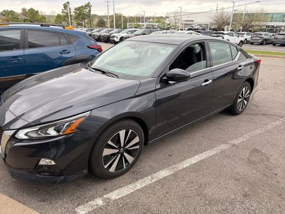 Used 2020 Nissan Altima 2.5 SV