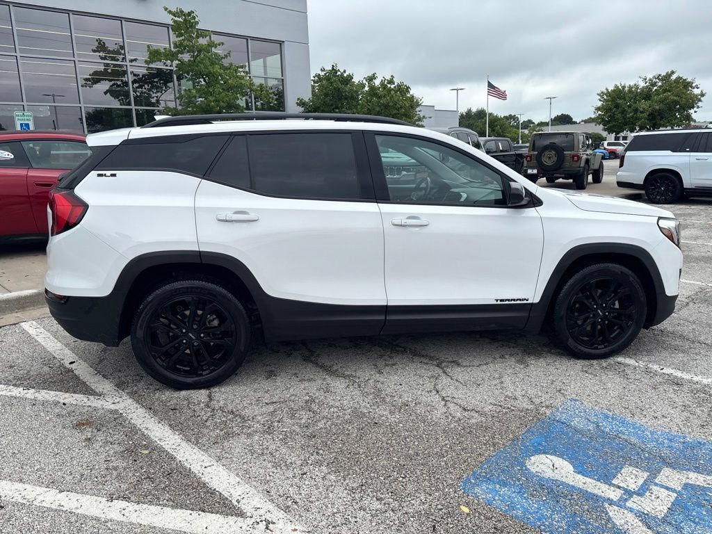 Used 2020 GMC Terrain SLE w/ Elevation Edition FWD image 26