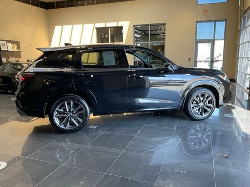 Certified 2025 Acura ADX A-Spec image 7