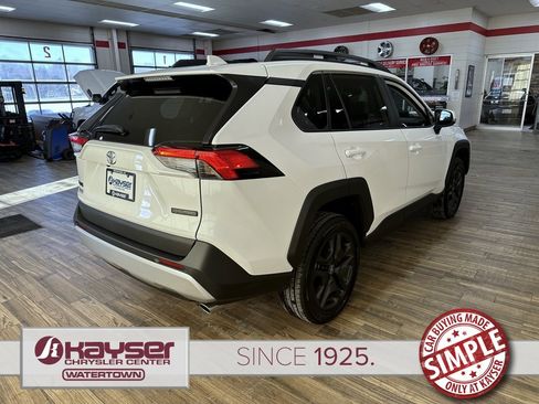 Used 2024 Toyota RAV4 Adventure image 5