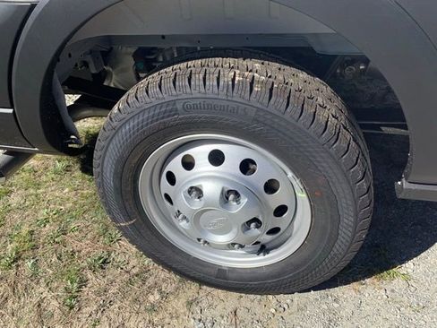 New 2025 Ford Transit 350 Low Roof AWD image 28