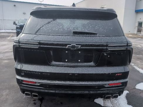 Used 2024 Chevrolet Traverse RS w/ LPO, Floor Liner Package image 2