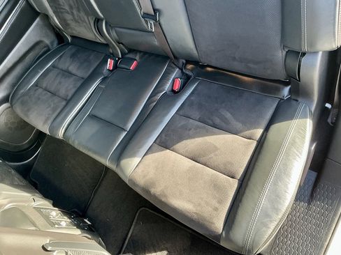 Used 2021 Dodge Durango GT image 31