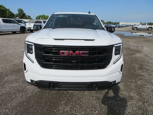 New 2026 GMC Sierra 1500 Elevation w/ Elevation Premium Package AWD/4WD image 11