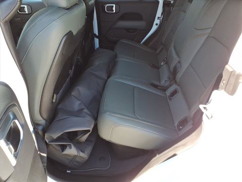 New 2026 Jeep Gladiator Mojave AWD/4WD image 13