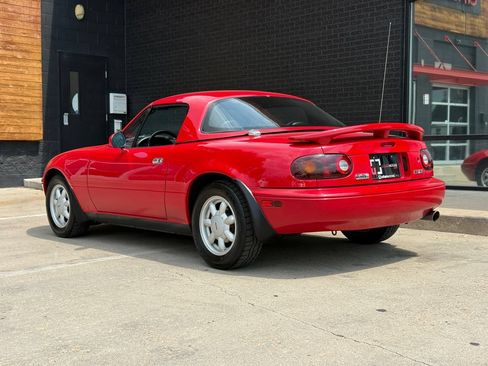 Used 1990 MAZDA MX-5 Miata RWD image 47