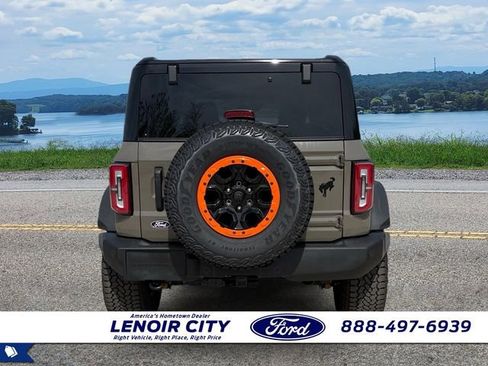 New 2026 Ford Bronco Outer Banks w/ Sasquatch Package AWD/4WD image 4