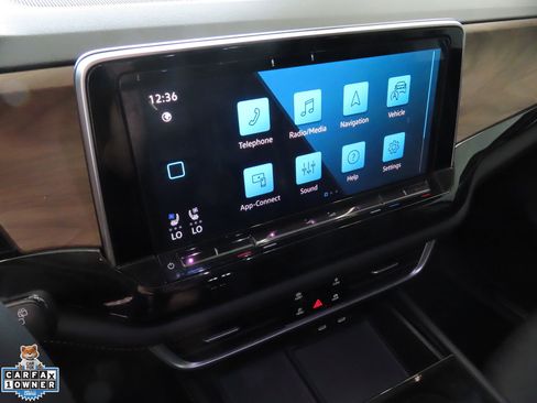 Used 2024 Volkswagen Atlas SE FWD image 18