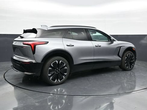 Used 2024 Chevrolet Blazer EV RS AWD/4WD image 2