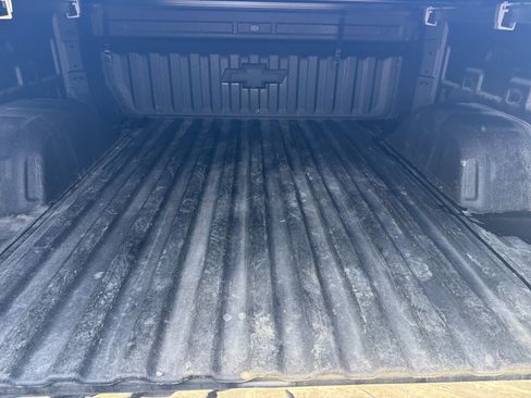 Used 2025 Chevrolet Silverado 1500 RST AWD/4WD image 5