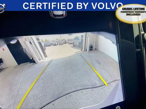 Used 2025 Volvo XC60 B5 Core image 30