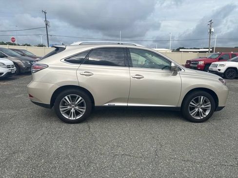 Used 2015 Lexus RX 450h AWD image 2