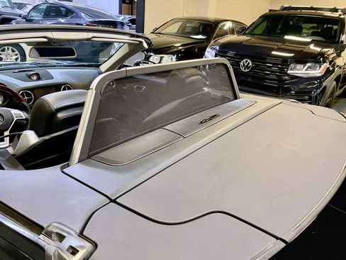 Used 2013 Mercedes-Benz SL 550 w/ Premium Pkg image 29