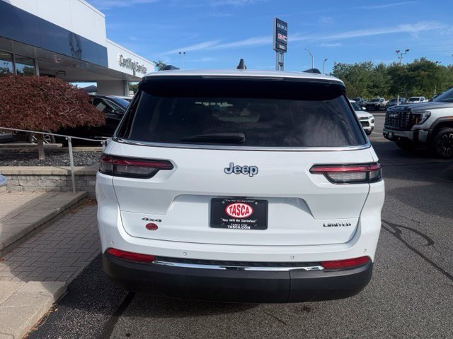 Used 2023 Jeep Grand Cherokee L Limited AWD/4WD image 6