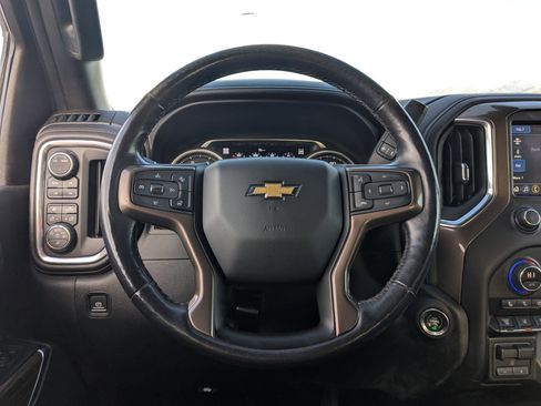 Used 2020 Chevrolet Silverado 3500 High Country w/ Technology Package image 16