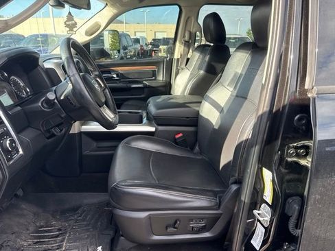 Used 2017 RAM 3500 Laramie AWD/4WD image 11